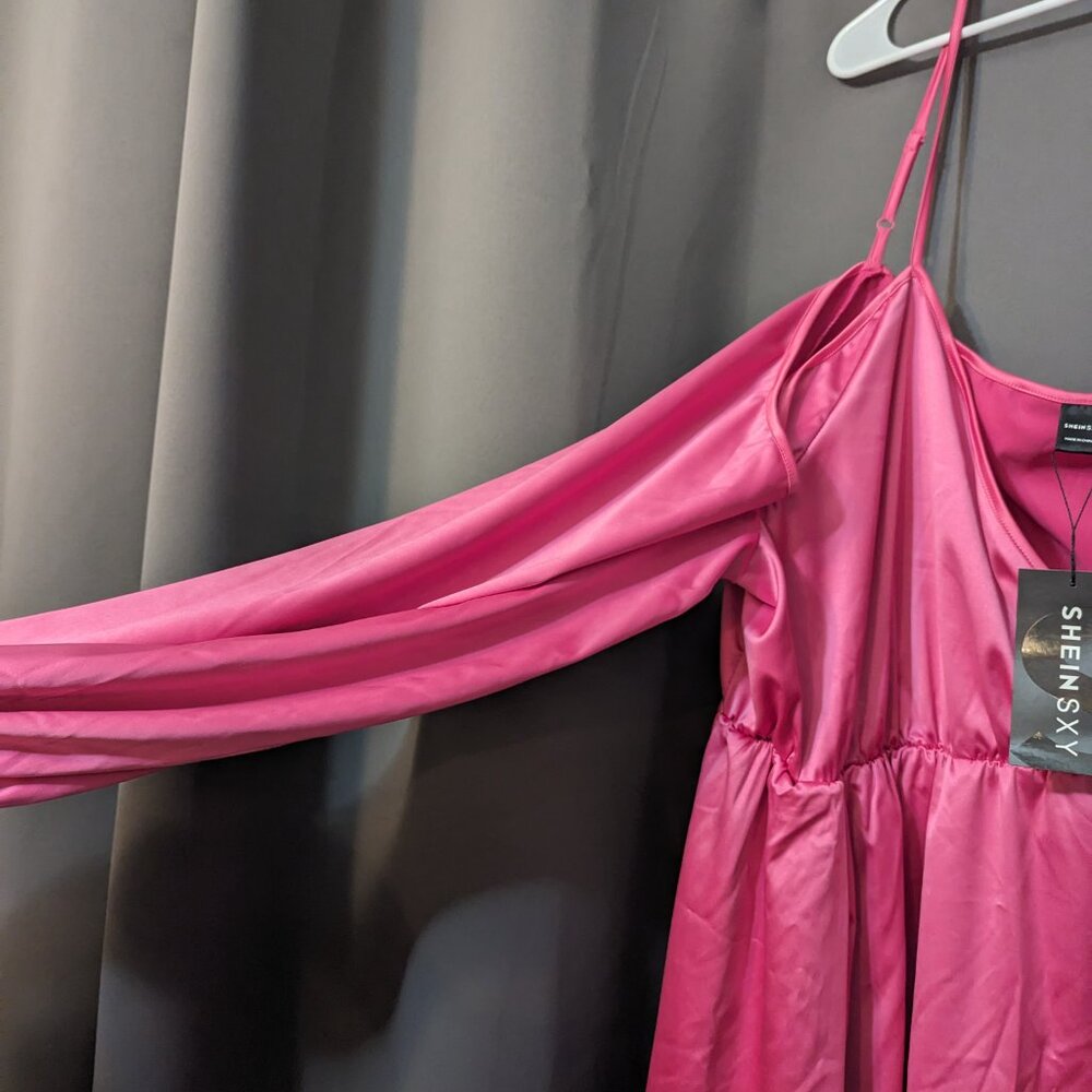 SHEIN SXY Plus Cold Shoulder Lantern Sleeve Dress - Picture 6 of 9